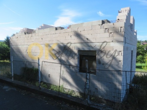 Auction Dražba 1/2  rozestavěného RD Perštejn, okr. Chomutov image