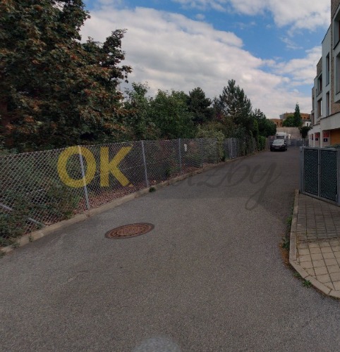 Auction Dražba podílu 1/10 na pozemcích v k.ú. Horní Počernice  image