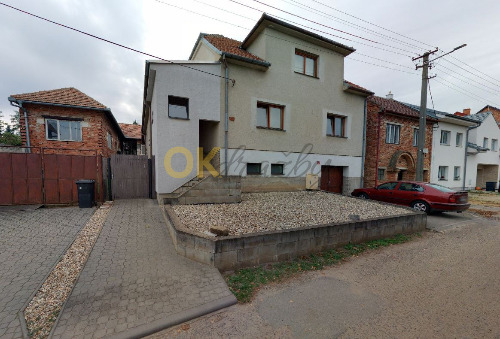 Auction 3/8 rodinného domu v obci Šardice, okres Hodonín image